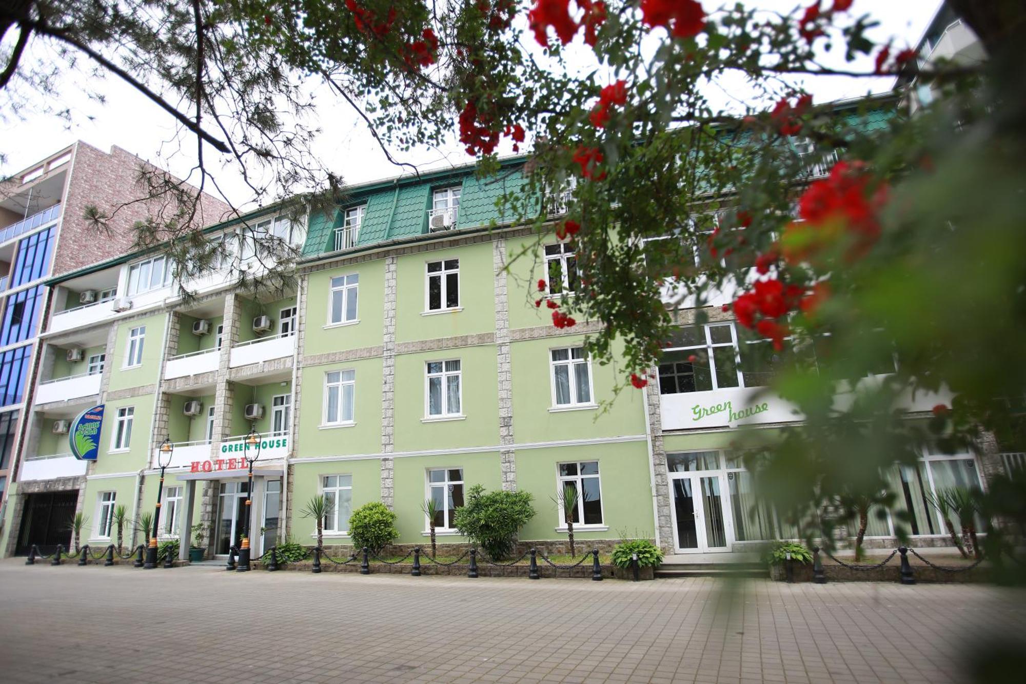 Green House Hotel 科布列季 外观 照片