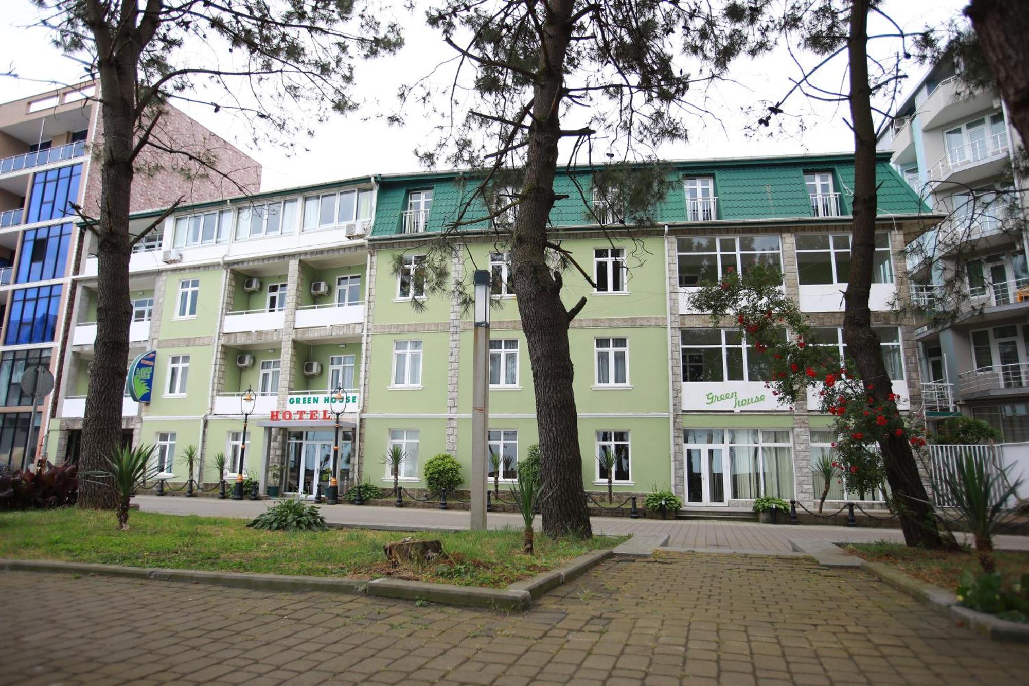 Green House Hotel 科布列季 外观 照片