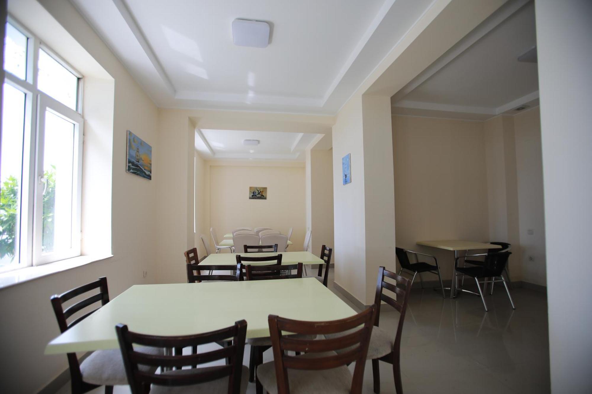 Green House Hotel 科布列季 外观 照片